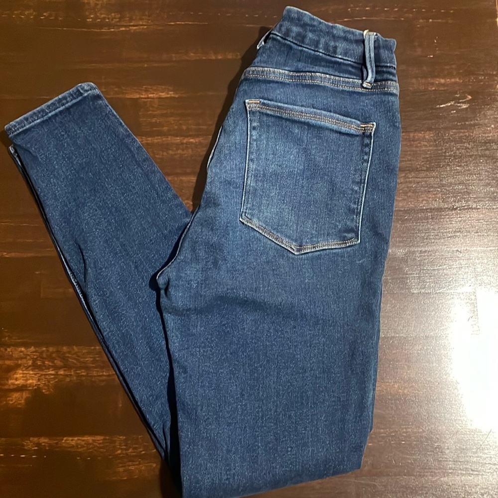Good American Crossover Ankle Skinny Jeans